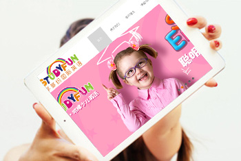 ���Ƹ�ѧ��׹���Ӣ��